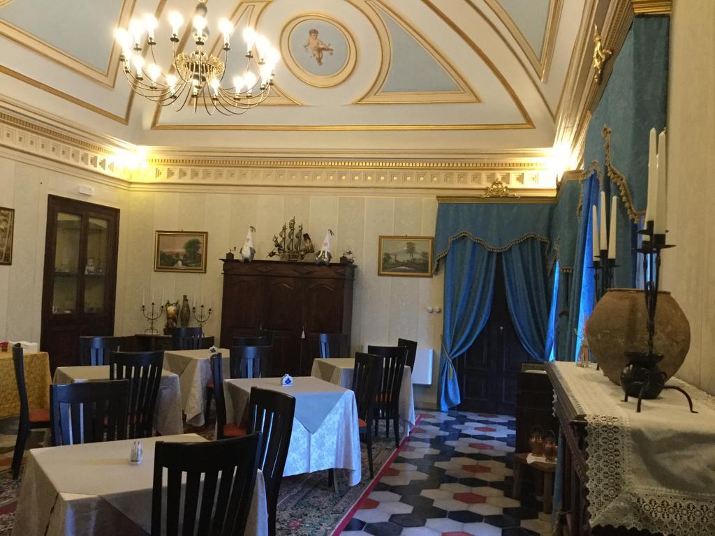 Hotel Palazzo Diamante Calascio Zewnętrze zdjęcie